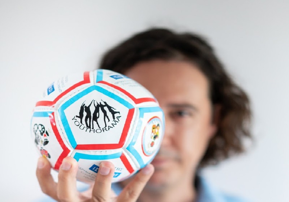 Μάστορας στο «TheOpinion»: Ένα βραβείο – παρακαταθήκη ζωής και το παράδειγμα του Λέανδρου