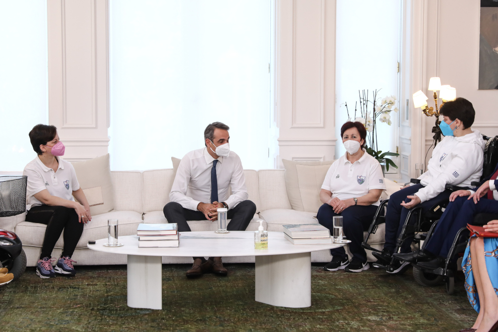 Μητσοτάκης: Γίνεται πράξη ο «Προσωπικός Βοηθός» για τους ανάπηρους