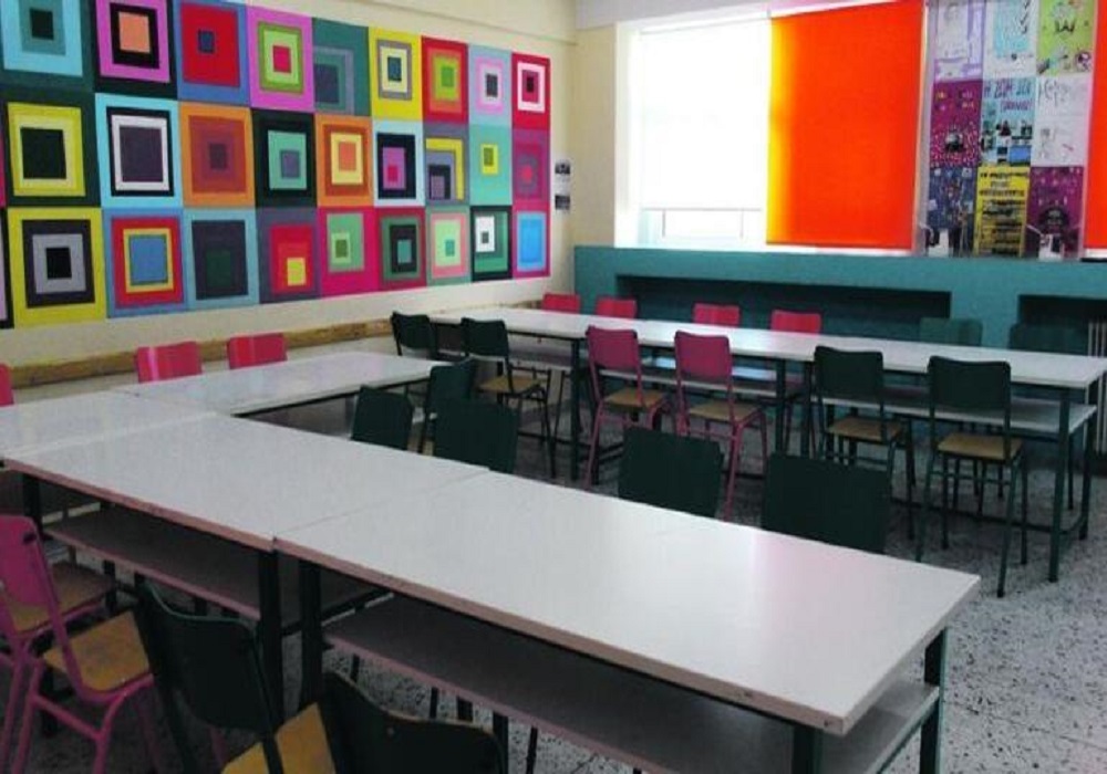 Προβολή ακατάλληλης ταινίας από δασκάλα: Τι λέει ο δικηγόρος της οικογένειας (VIDEO)