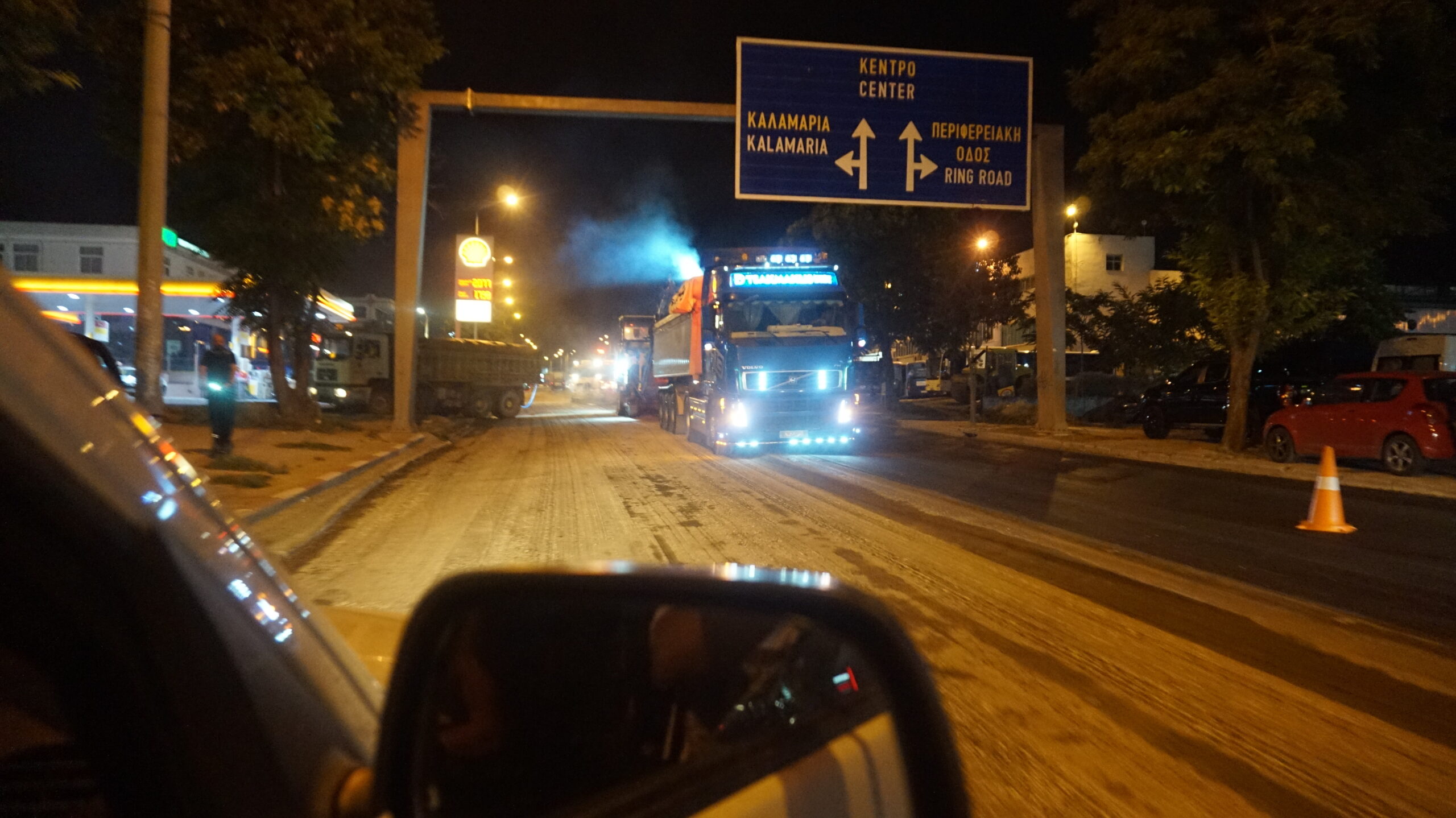 Θεσσαλονίκη: Συνεχίζεται η νυχτερινή ασφαλτόστρωση στην Εθνική Αντιστάσεως (ΦΩΤΟ)