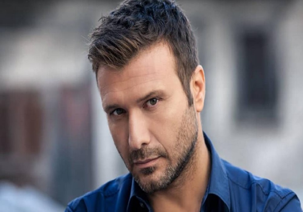 Αναβάλλεται η συναυλία του Πλούταρχου στο Θέατρο Γης