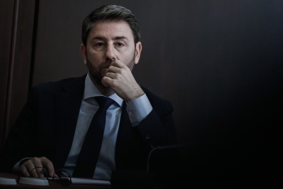 Predator: Προσπάθησαν να παγιδεύσουν τον Νίκο Ανδρουλάκη – Ζητά κάθαρση ο πρόεδρος του ΠΑΣΟΚ