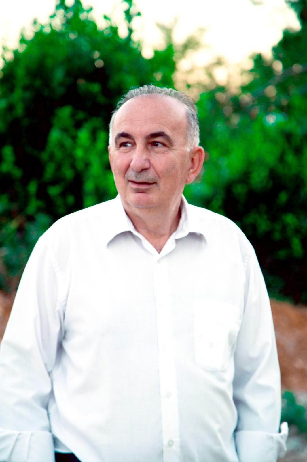 Συνεργασία = Να εργαστούμε από κοινού. Κι ας διαφωνούμε. Τουλάχιστον να προσπαθήσουμε!