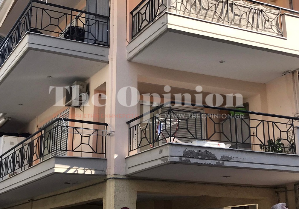 Φονικό στην Νεάπολη: «Ο τρελός ο γιος της φώναζε και τσίριζε» (ΦΩΤΟ & VIDEO)