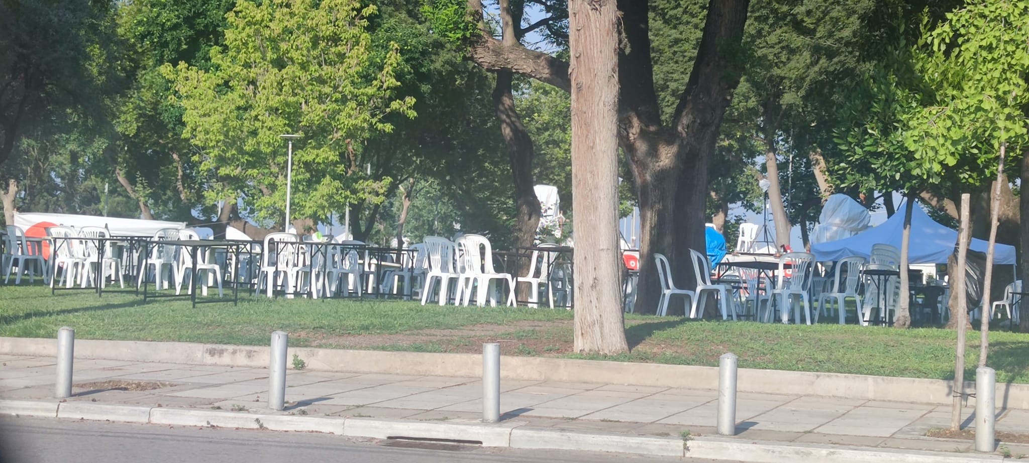 πλαστικές καρέκλες,