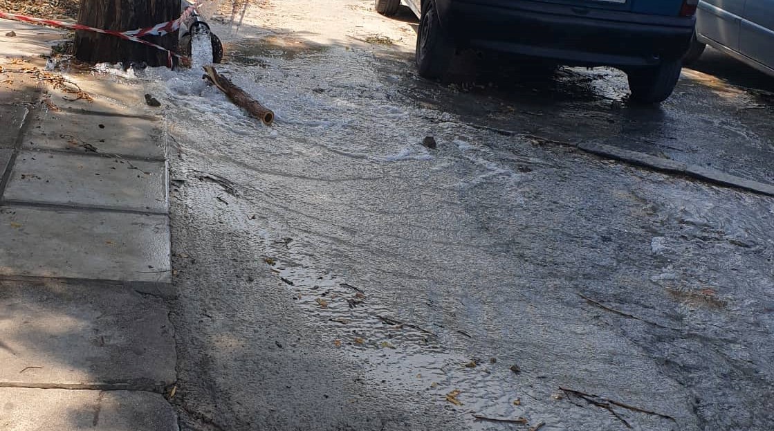 Νεάπολη: Που οφείλεται η μεγάλη διαρροή νερών