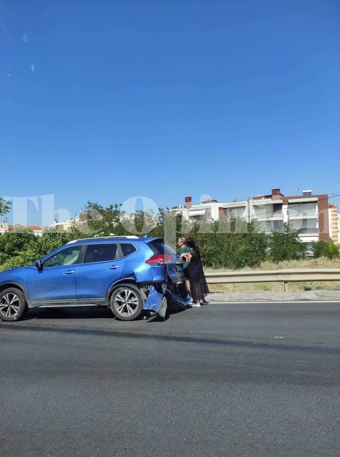 Θεσσαλονίκη: Δύο καραμπόλες στον Περιφερειακό – Μποτιλιάρισμα στην έξοδο Πανοράματος