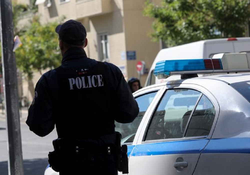 Μύκονος: Συνελήφθη αστυνομικός για εκβιασμό επιχειρηματιών