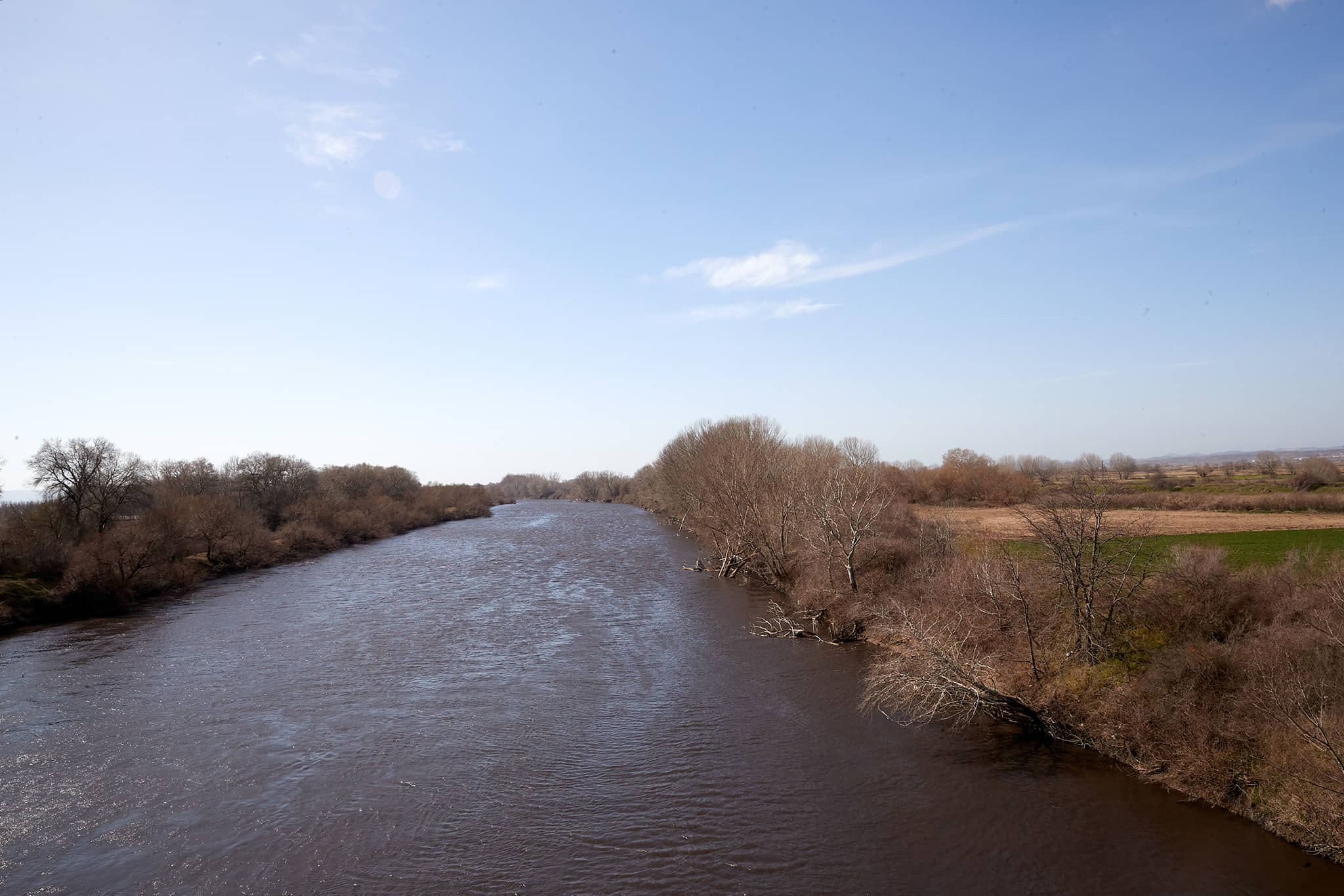5χρονη άταφη στον Έβρο: Εγκλωβισμένοι μετανάστες σε νησίδα – Έκκληση για βοήθεια