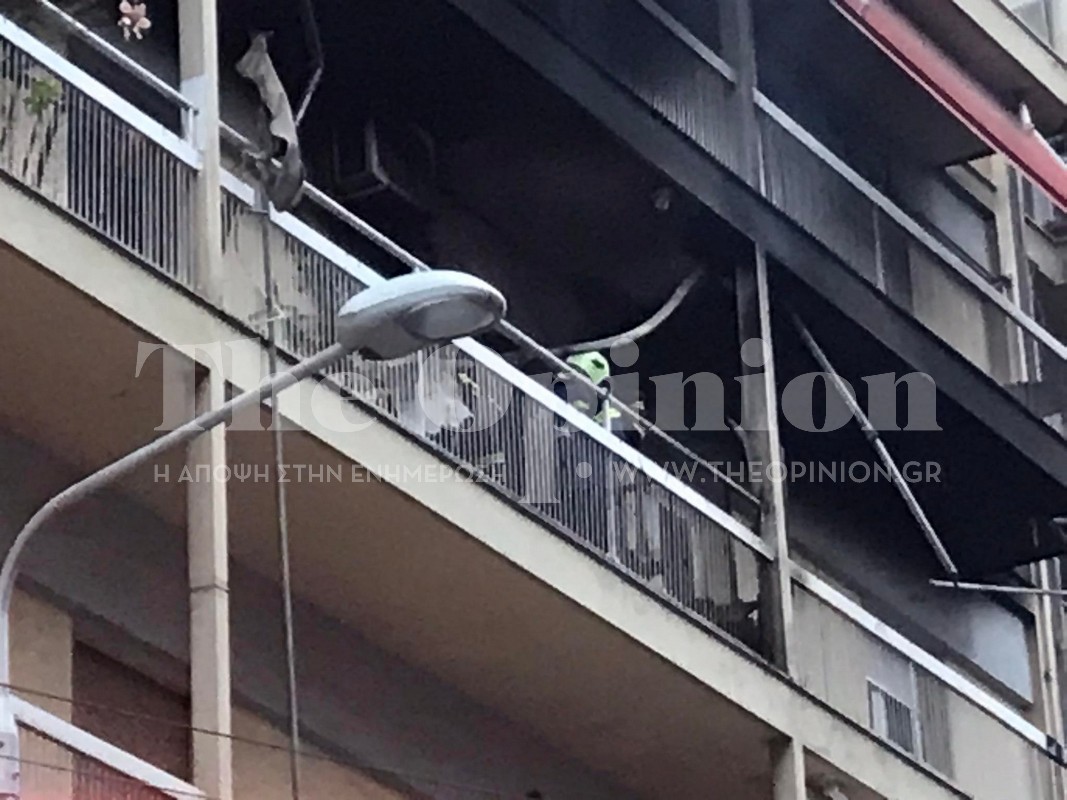«Εγκλωβιστήκαμε μέσα στο διαμέρισμα μας! Πανικοβληθήκαμε» – Μαρτυρία στο TheOpinion (video)