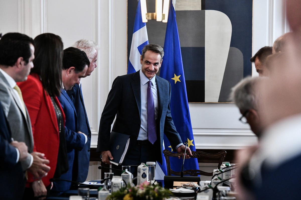 Πόσο προβλέψιμοι…