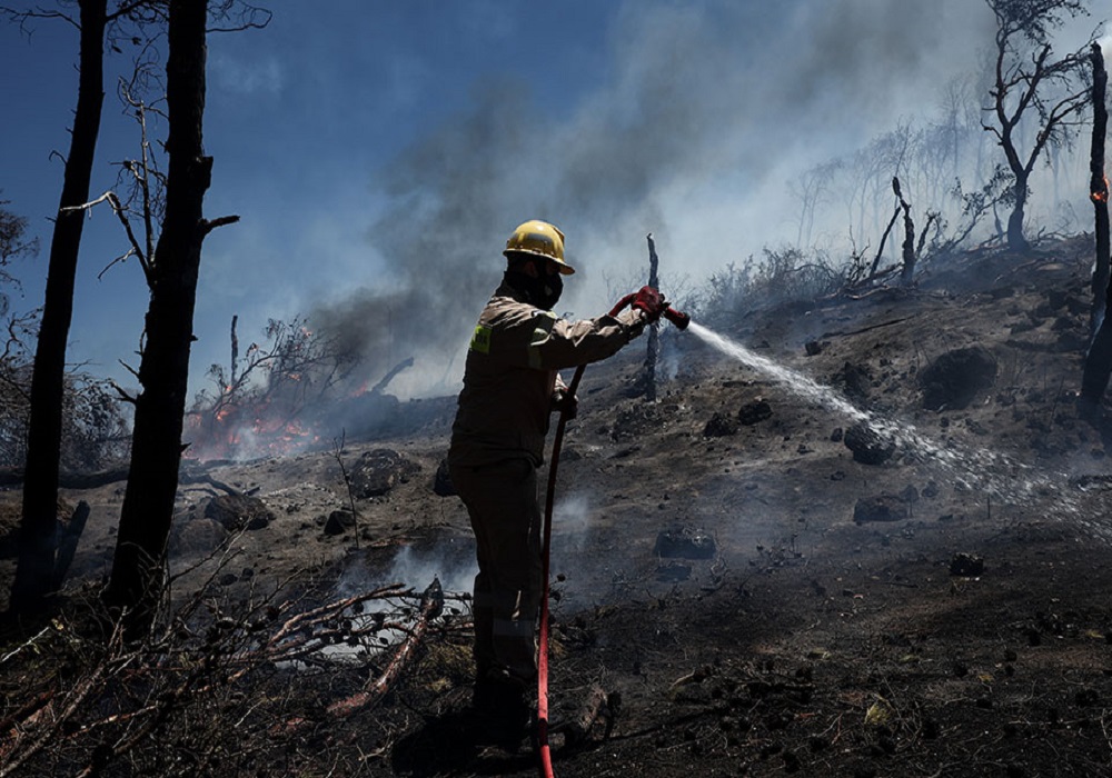 Συναγερμός για φωτιά την Πέμπτη – Στο «πορτοκαλί» 5 περιφέρειες