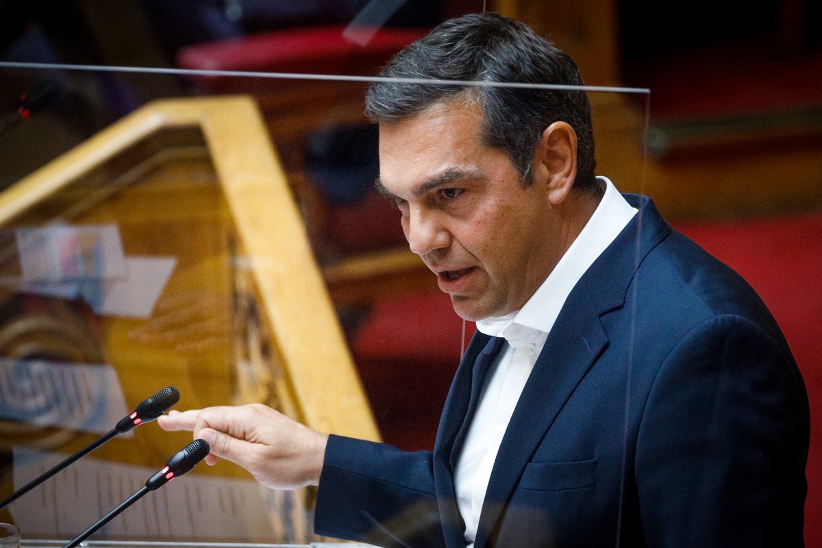 Τσίπρας: Ο μόνος πολιτικός που τόλμησε επισυνδέσεις στη μεταπολίτευση, είστε εσείς κύριε Μητσοτάκη (video)