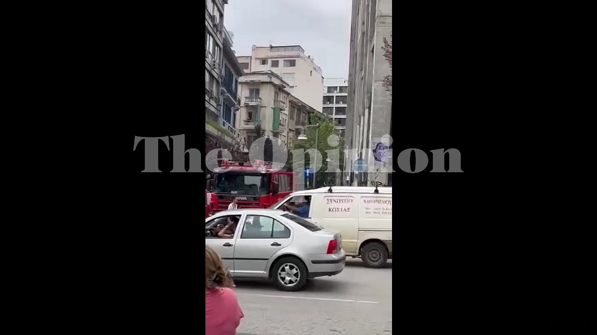 Θεσσαλονίκη: Εκρήξεις σε υποσταθμό της ΔΕΗ στα Λαδάδικα (Video)