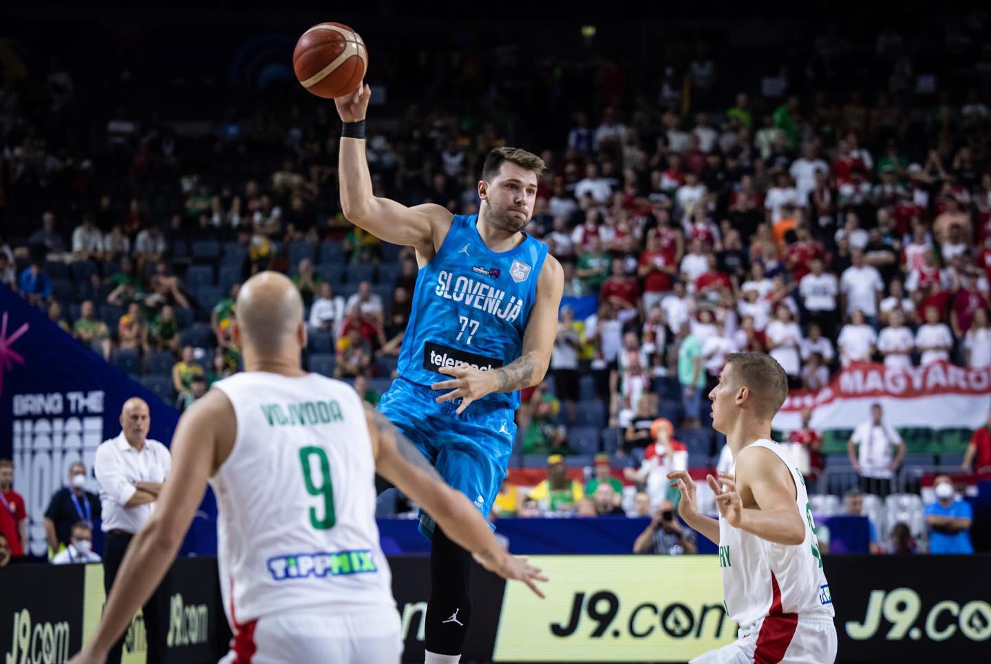 «Οι Σλοβένοι έπιναν μέχρι τις 5 τα ξημερώματα πριν το παιχνίδι με την Πολωνία»