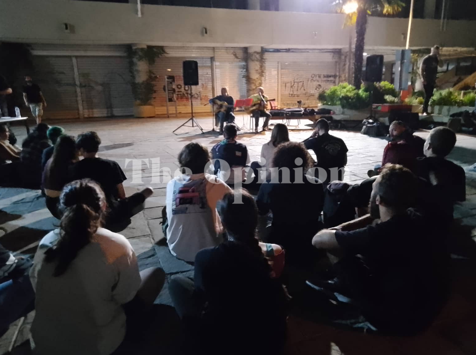 Συναυλία στην πρυτανεία του ΑΠΘ υπό το βλέμμα της ΕΛΑΣ (ΦΩΤΟ & VIDEO)