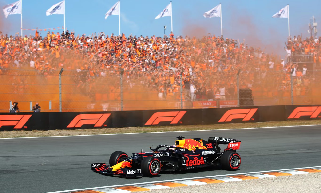 Formula 1: Ταχύτερος όλων ο Φερστάπεν «εντός έδρας»