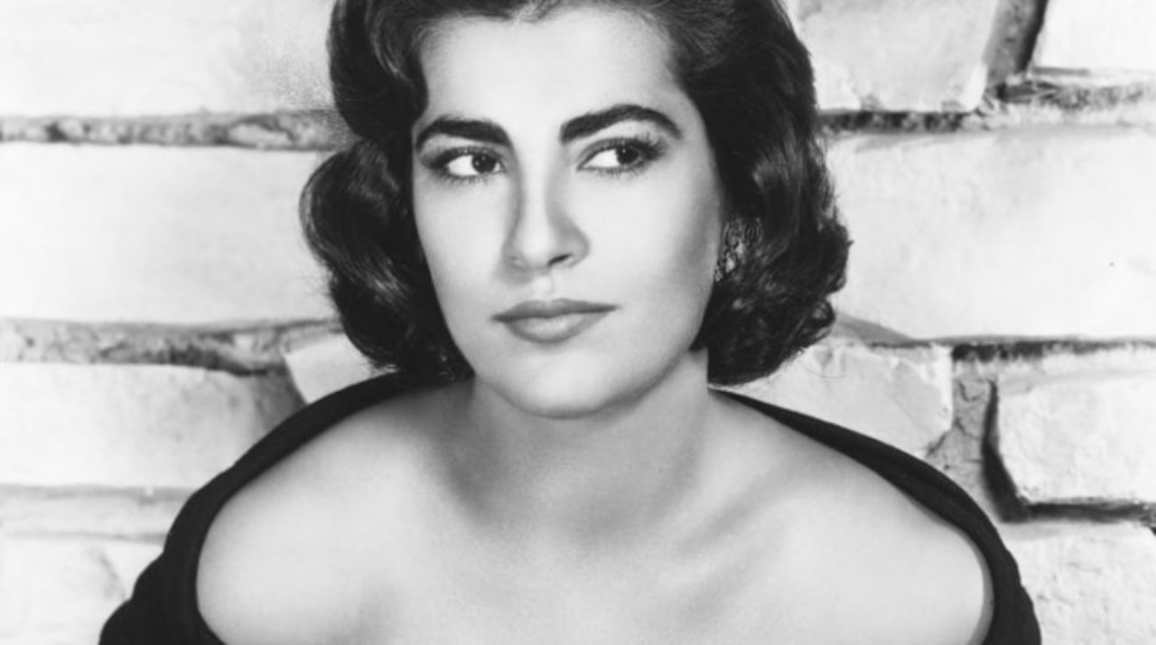 Πέθανε η σπουδαία ηθοποιός Ειρήνη Παπά (video)