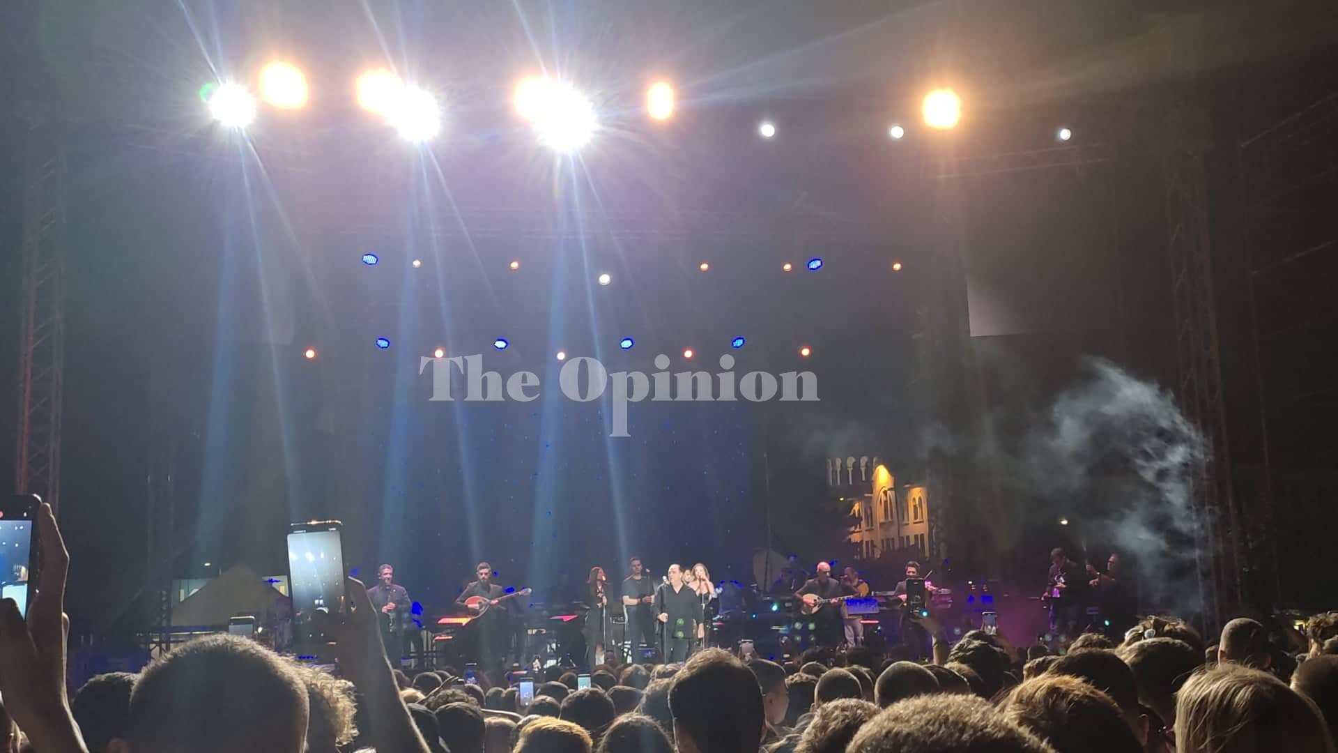 86η ΔΕΘ: “Λαοθάλασσα” στη συναυλία Βασίλη Καρρά – Κατερίνας Λιόλιου (ΦΩΤΟ-VIDEO)