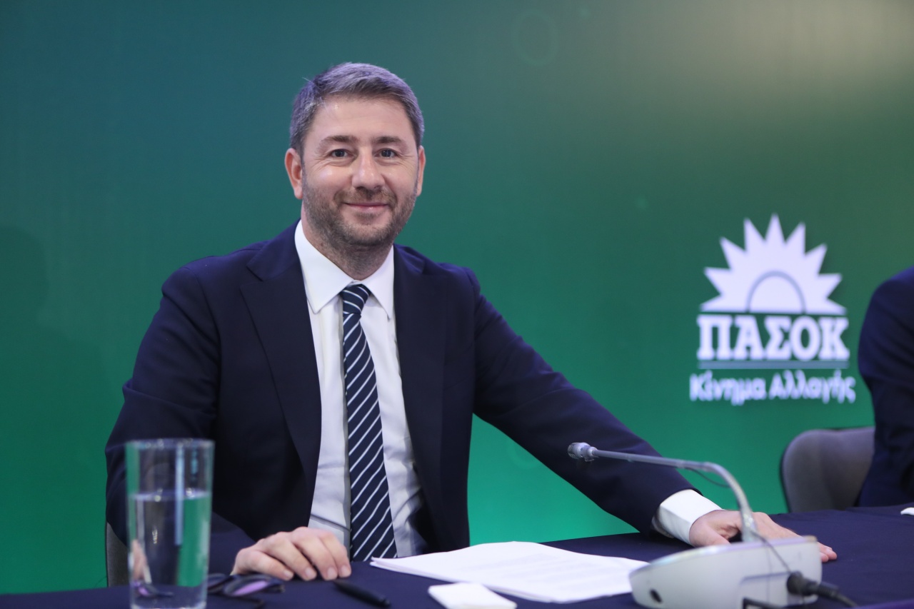 Ανδρουλάκης: Πλαφόν στη λιανική τιμή του ρεύματος