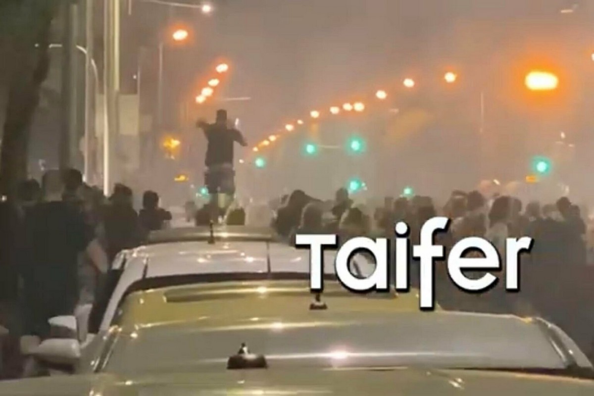 Επεισόδια στο ΑΠΘ: Με… παρκούρ επάνω στα αυτοκίνητα προσπάθησε να γλιτώσει διαδηλωτής (Video)