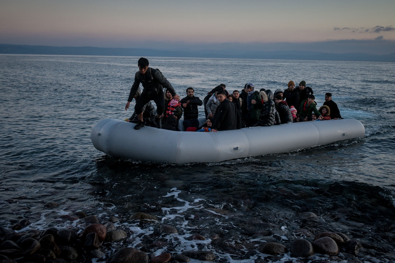Νέα άφιξη μεταναστών στην Ιταλία – Διακινητές ζητούσαν έως και 8.000 ευρώ για κάθε άτομο