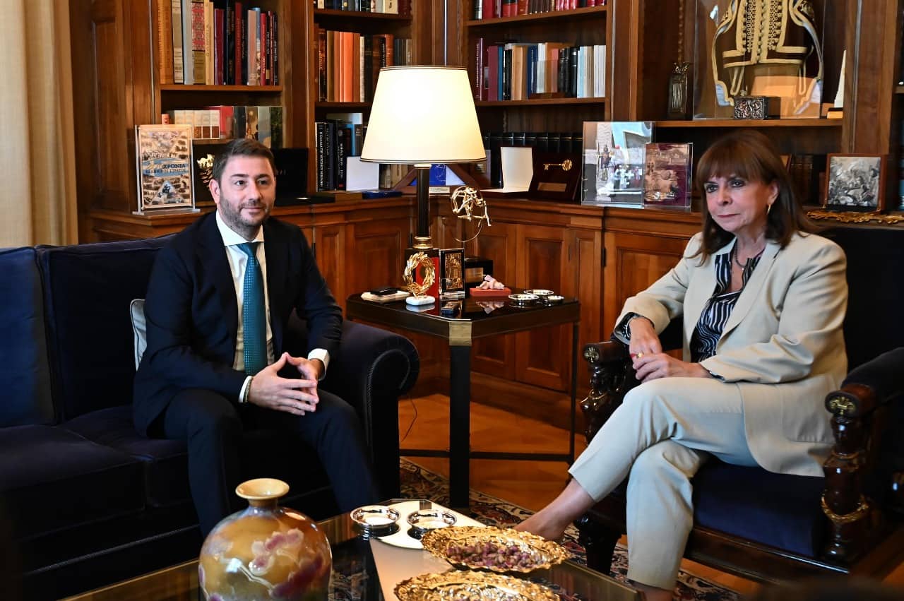 Ανδρουλάκης σε Σακελλαροπούλου: «Οι υποκλοπές είναι ζήτημα δημοκρατίας»