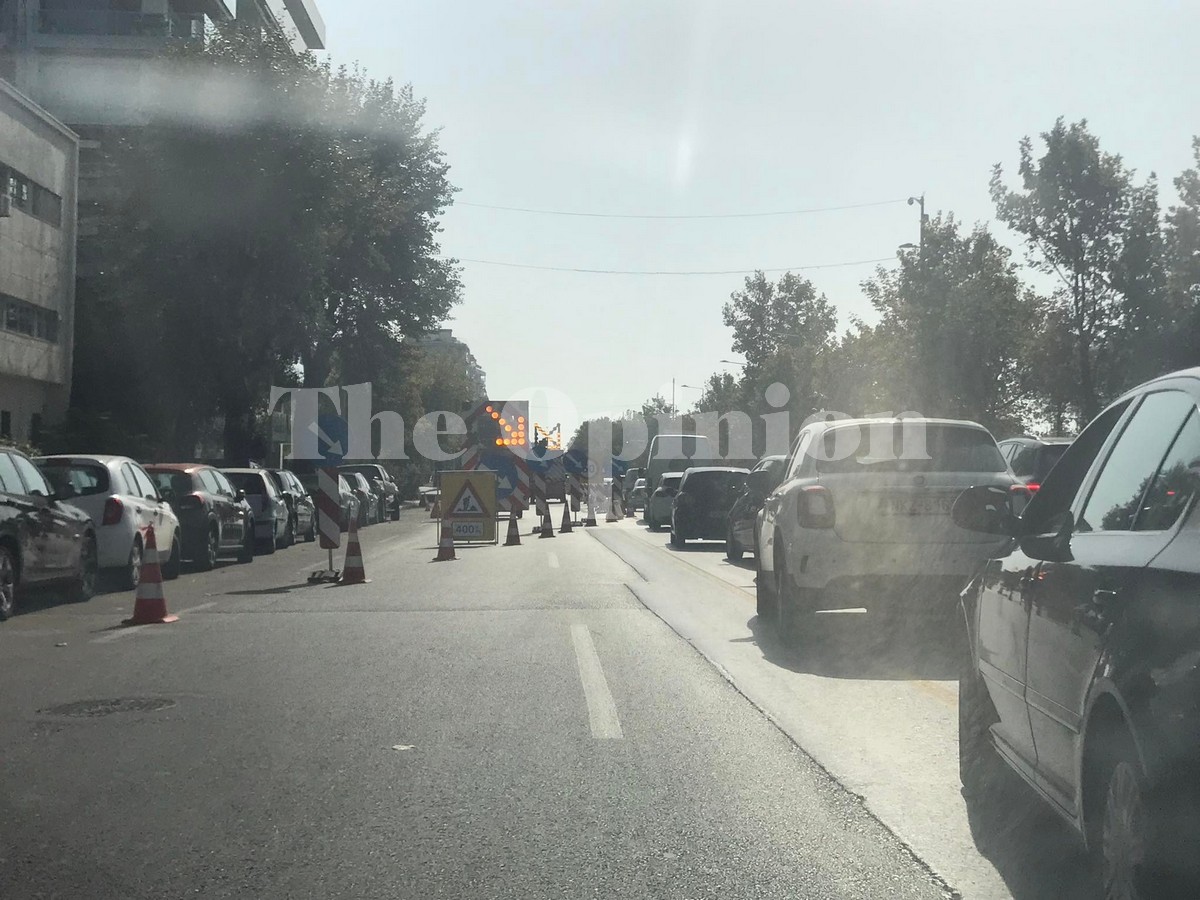εξέδρες,