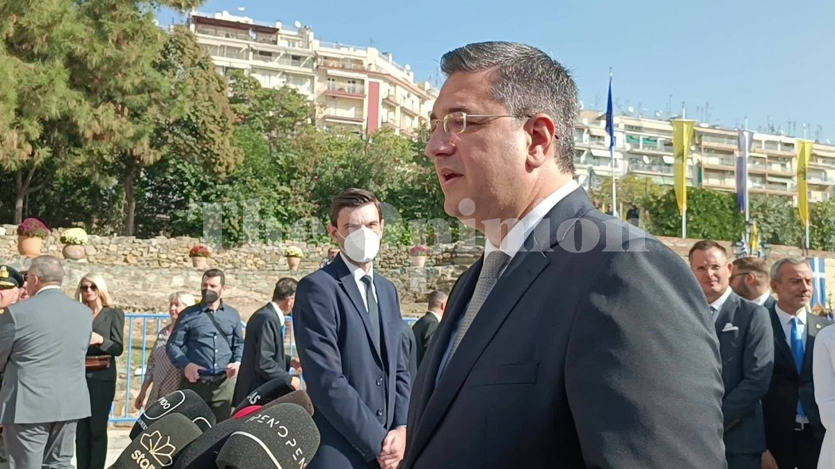 Απ. Τζιτζικώστας: Γινόμαστε ένα στις δύσκολες ώρες (video)