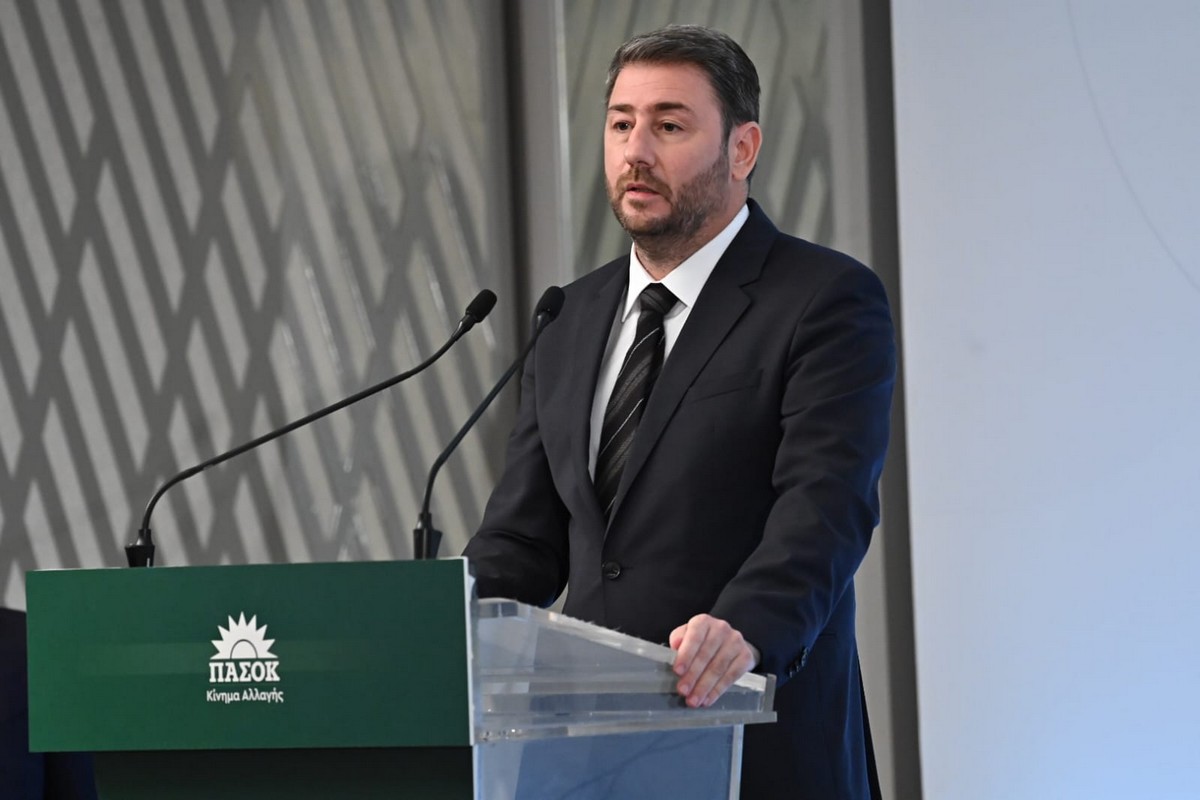 Ανδρουλάκης για Βουλή: Παράσταση διχόνοιας και τοξικού λόγου από Μητσοτάκη-Τσίπρα