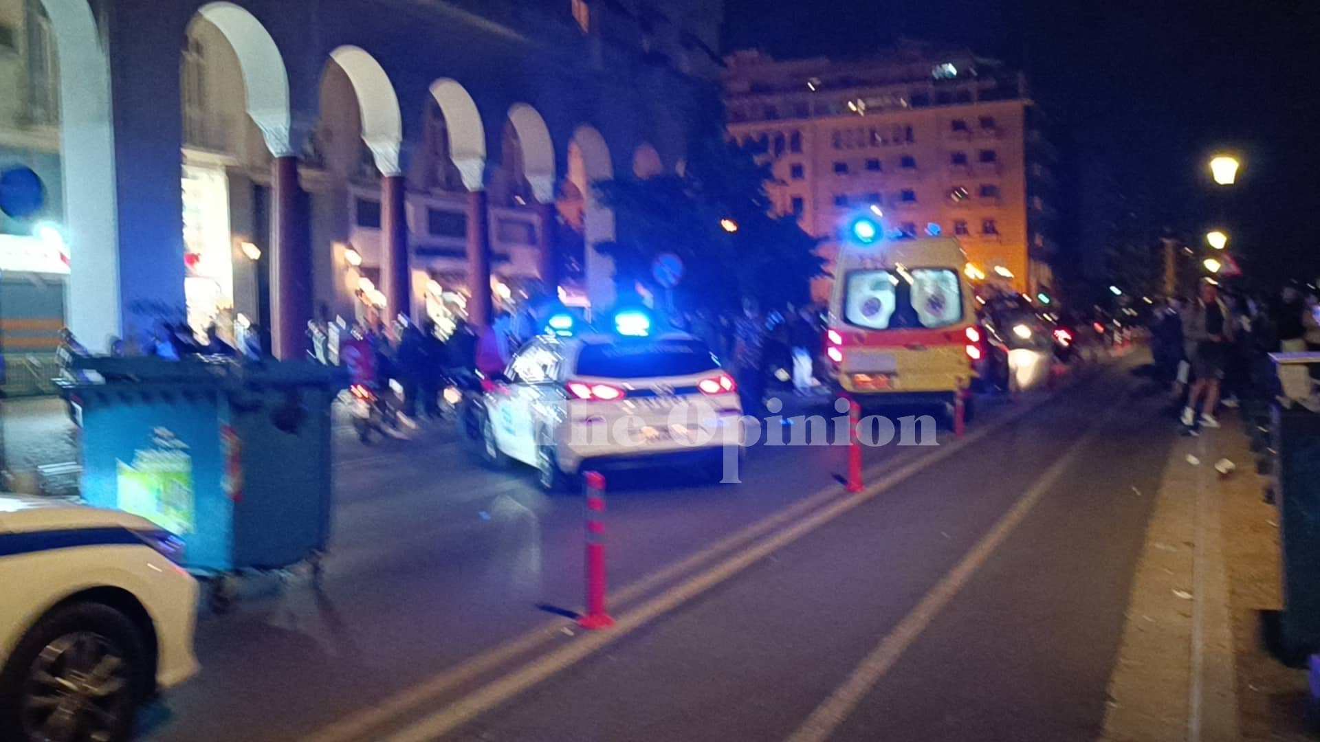 Αναποδογύρισε ΙΧ στη παραλιακή της Θεσσαλονίκης – Δύο τραυματίες (ΦΩΤΟ+VIDEO)