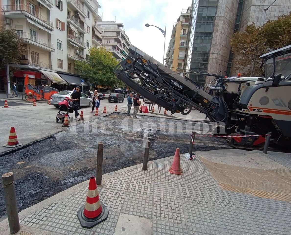 Ξεκίνησε η ασφαλτόστρωση στη Σβώλου – Ποιο κομμάτι της είναι κλειστό (ΦΩΤΟ+VIDEO)