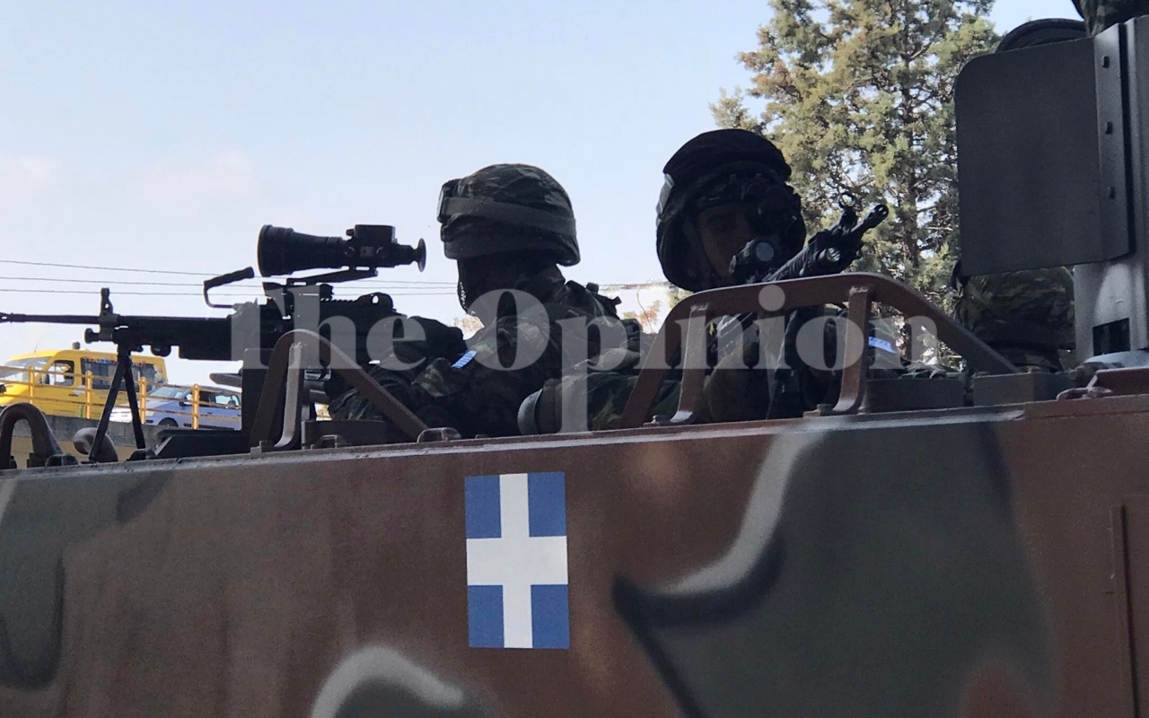 Δοκιμαστική παρέλαση στη Μουδανίων – Κυκλοφοριακό κομφούζιο στα ανατολικά (ΦΩΤΟ+VIDEO)