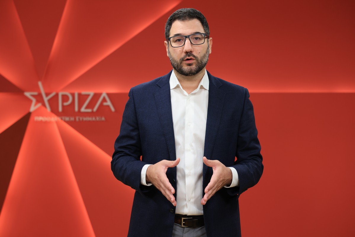 Ηλιόπουλος: «Ο Μητσοτάκης είναι ένοχος, να δώσει εντολή ελέγχου στην ΑΔΑΕ»