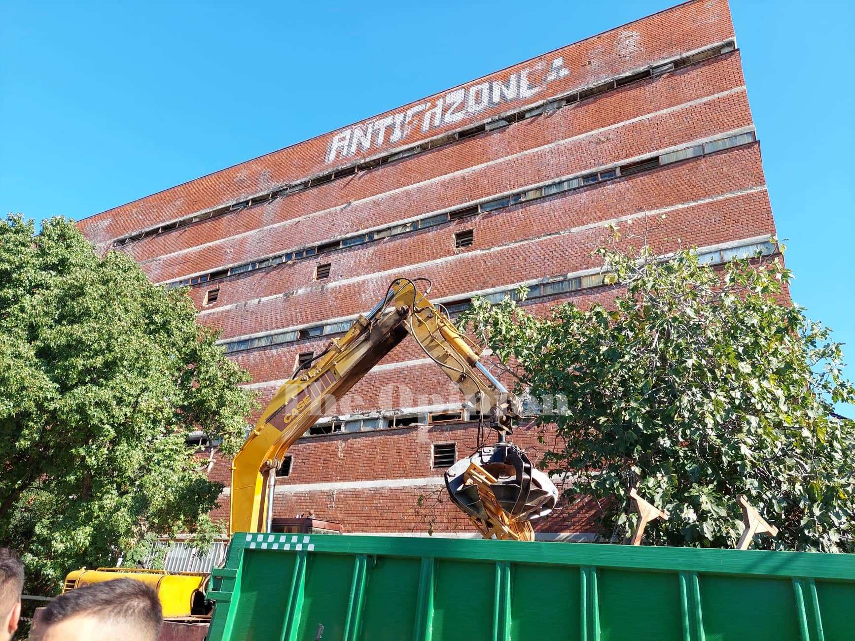 Ζωντανεύει ξανά το κόκκινο Καπνομάγαζο στη Σταυρούπολη: Τα σχέδια αξιοποίησής του (ΦΩΤΟ+VIDEO)