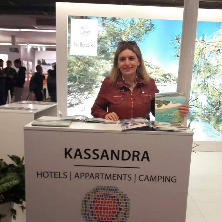 “ΚΑΣΣΑΝΔΡΑ ΜΠΡΟΣΤΑ”: Η Μαρία Παπαδημητρίου διεκδικεί το δήμο