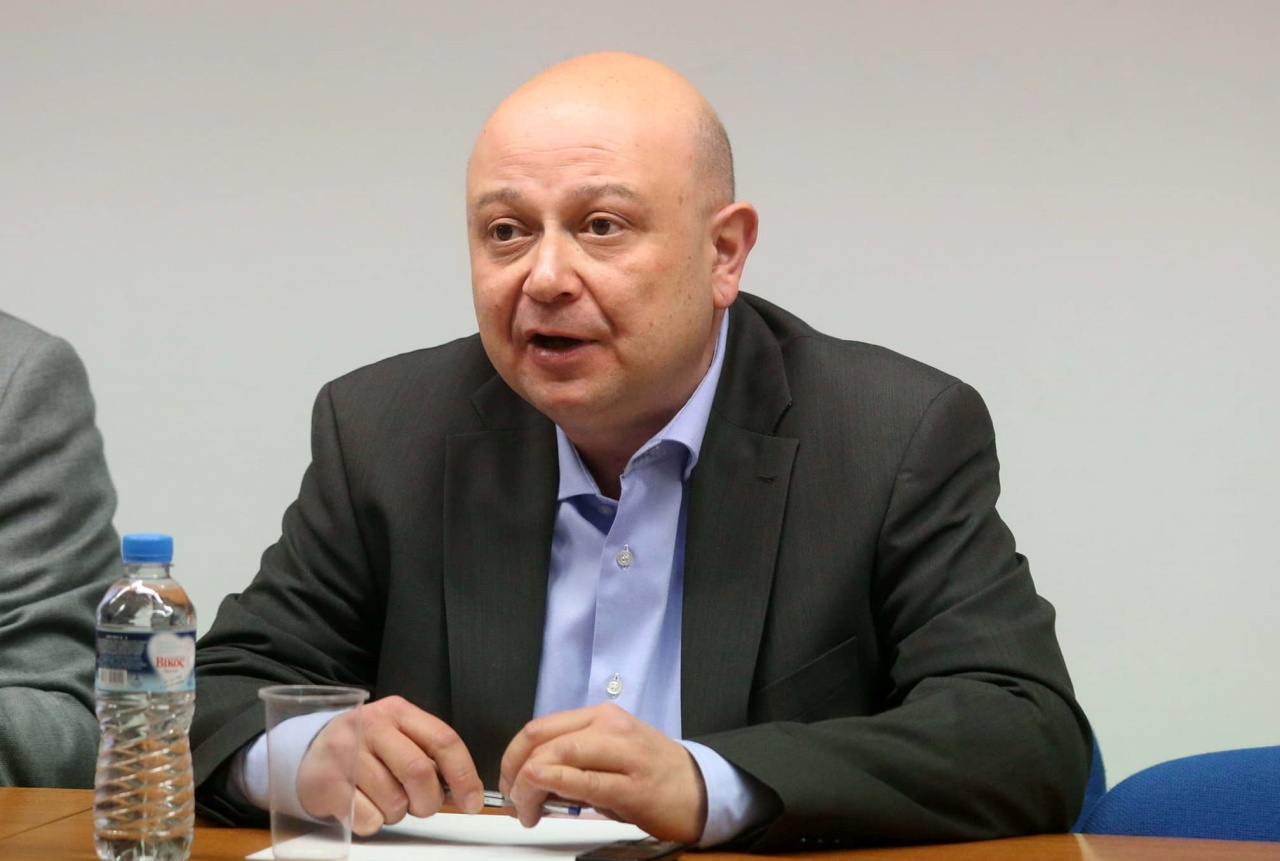 Σαμαντζίδης,