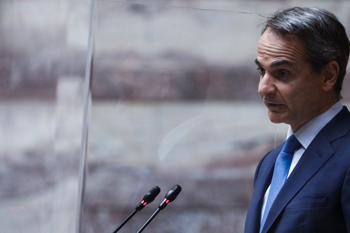 Η ατάκα Μητσοτάκη στους βουλευτές για «σεμνότητα»