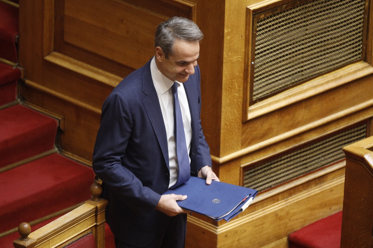 «Σκληρή απώλεια – Πρωταθλητής της ζωής»: Το μήνυμα Μητσοτάκη στη Βουλή για τον Αλέξανδρο Νικολαΐδη (video)