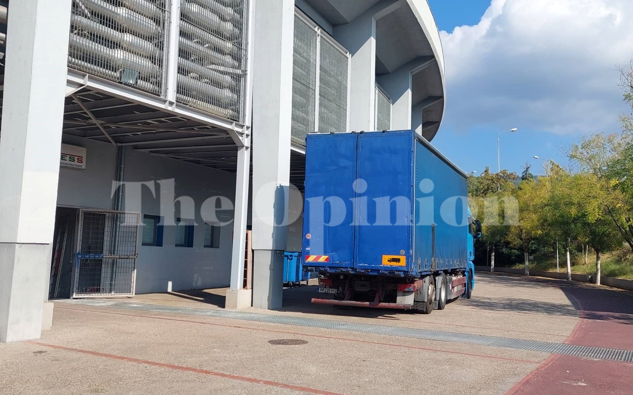 Η Θεσσαλονίκη ετοιμάζεται για την μεγάλη συναυλία του ΛΕΞ (ΦΩΤΟ)