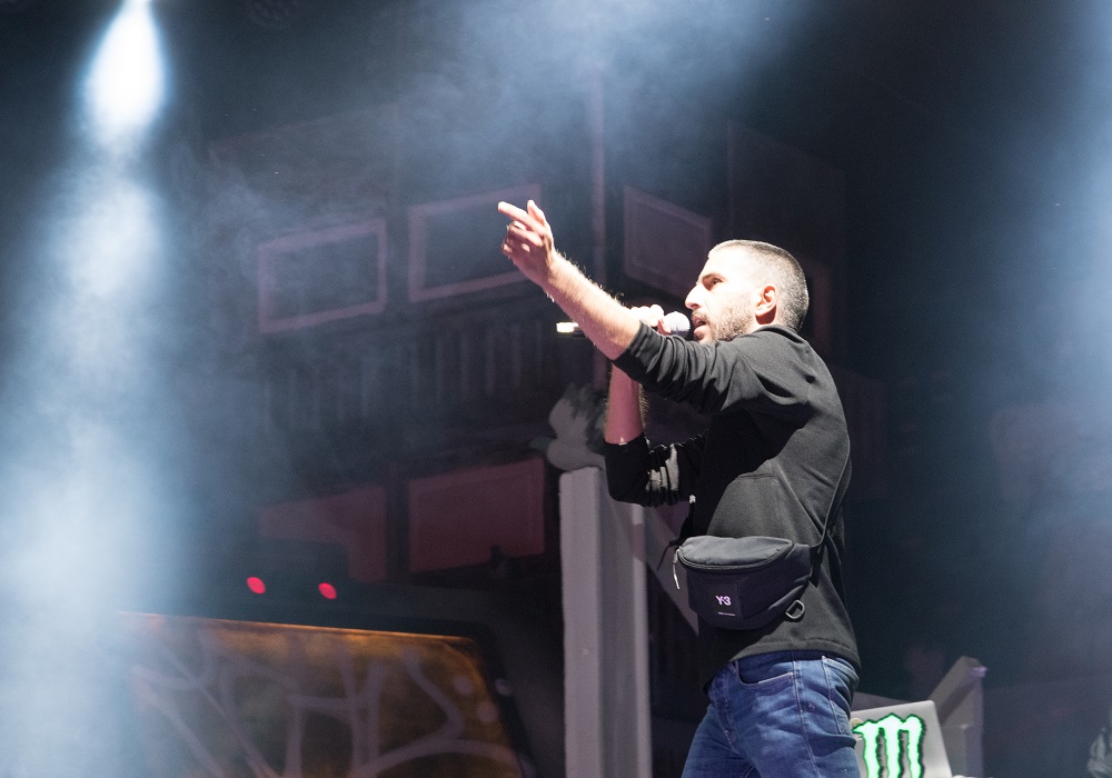 Αλήθεια απορούμε με το φαινόμενο του ΛΕΞ ή ενοχλούμαστε; (ΦΩΤΟ)