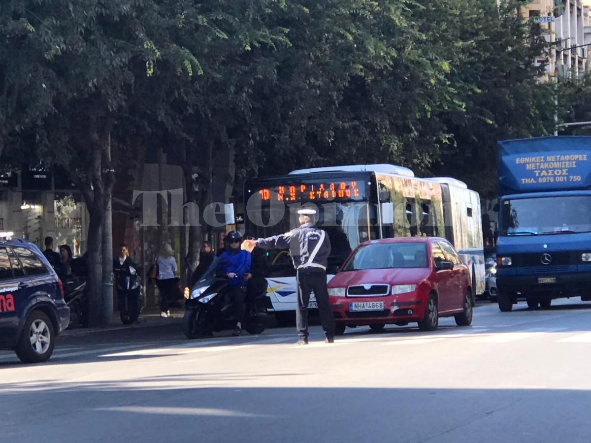 Θαύμα! Θαύμα! Τροχονόμος στην Εγνατία (ΦΩΤΟ)