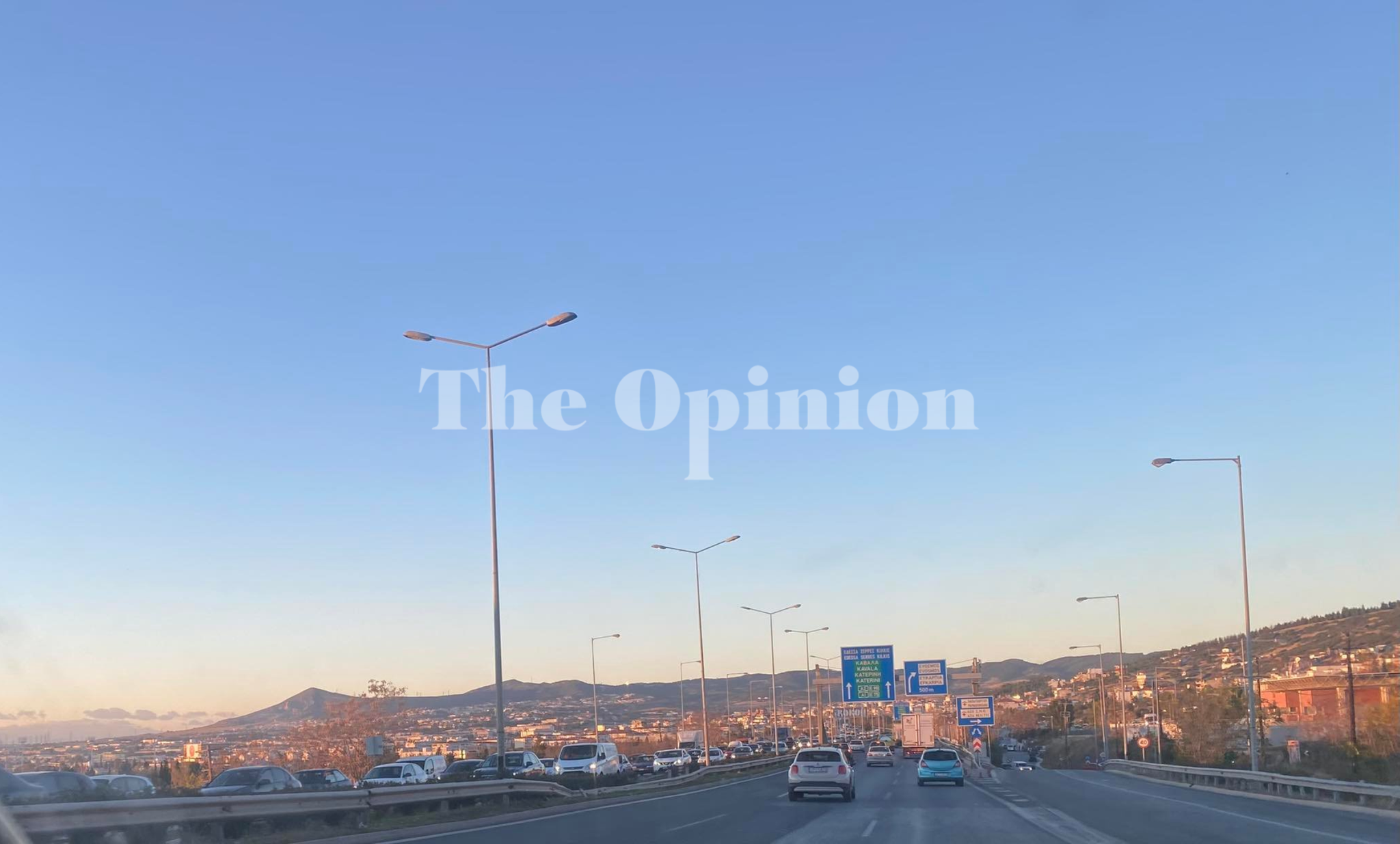 Απίστευτη ταλαιπωρία στον περιφερειακό (ΦΩΤΟ)