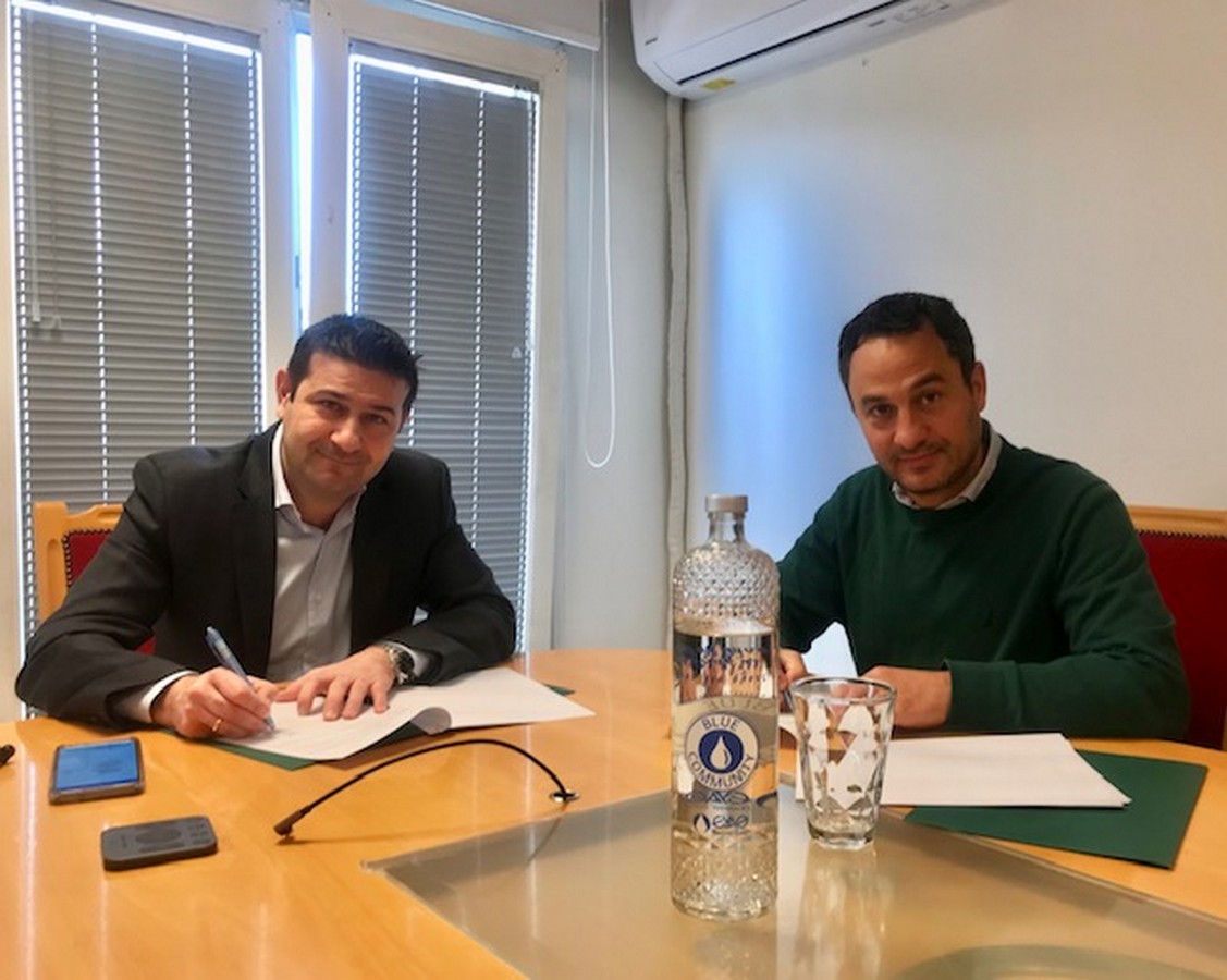 ΕΥΑΘ: Μνημόνιο συνεργασίας με την Aegean Rebreath για τη μείωση των πλαστικών