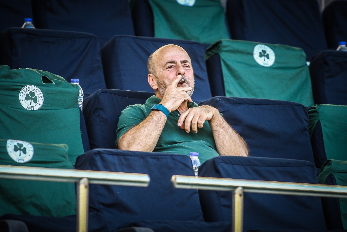 Ενοχλημένος με… τα πάντα ο Αλαφούζος: Έριξε πυρά κατά Μαρινάκη, Κλάτενμπερκ, Μπαλτάκου και αγνώστων