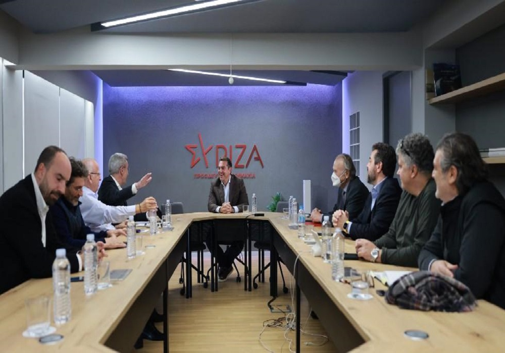 Τσίπρας: Αναγκαία η στήριξη του Τύπου, «κηλίδα» για τον πλουραλισμό η λίστα Πέτσα