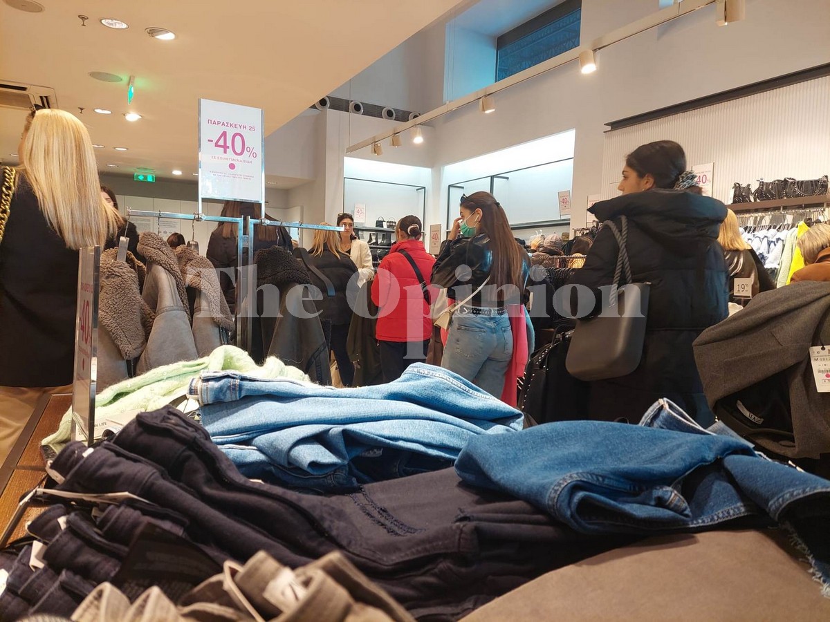 Έρευνα: Τι ψωνίζουν οι Έλληνες στη Black Friday
