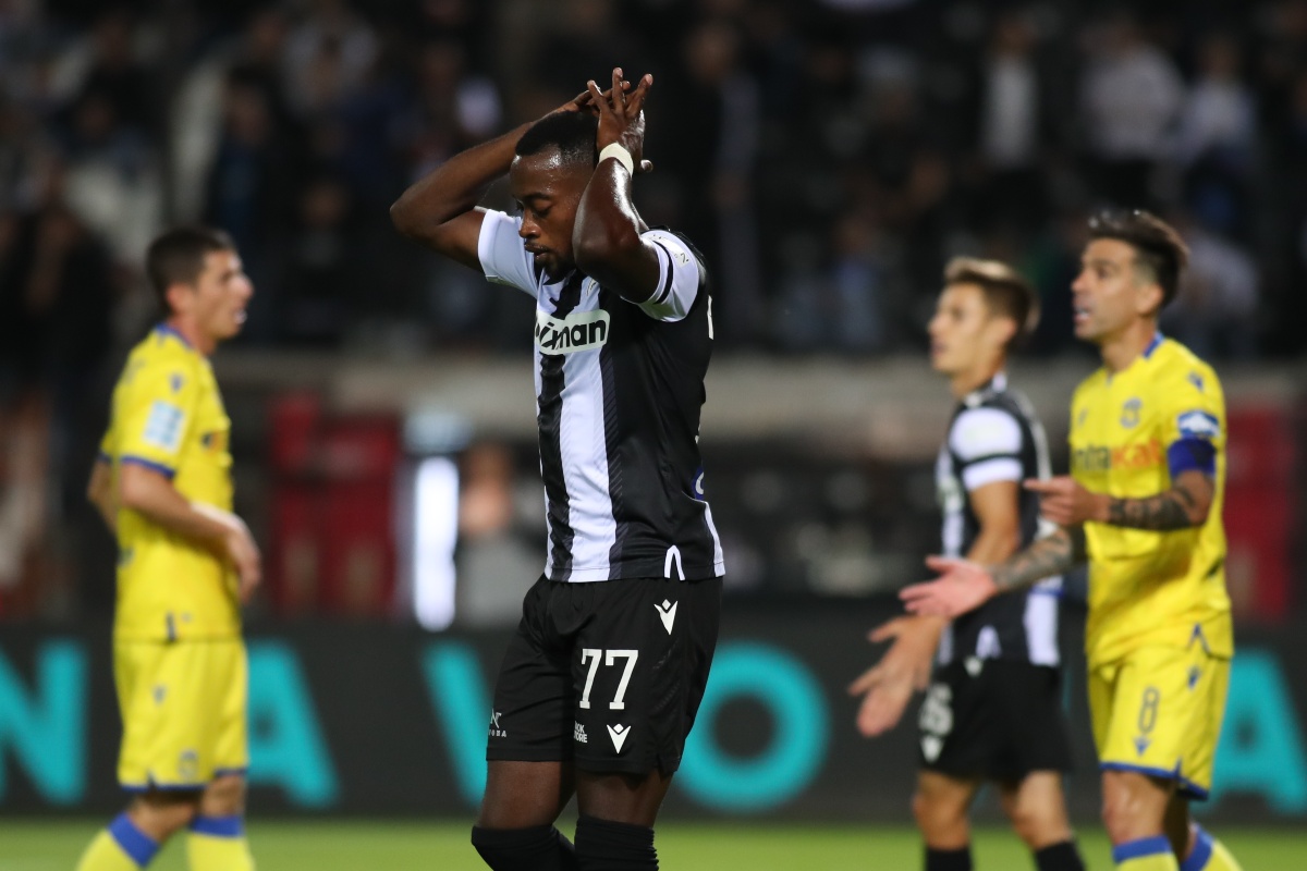 Θλάση για τον Νάρεϊ: Εκτός δράσης για περίπου τρεις εβδομάδες