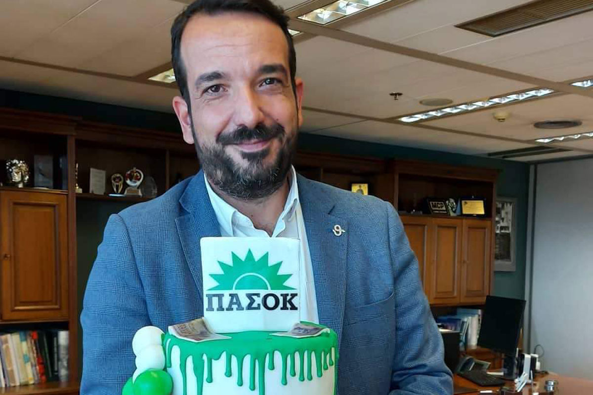 Ποιοί και γιατί μουρμουρίζουν για Λεκάκη;