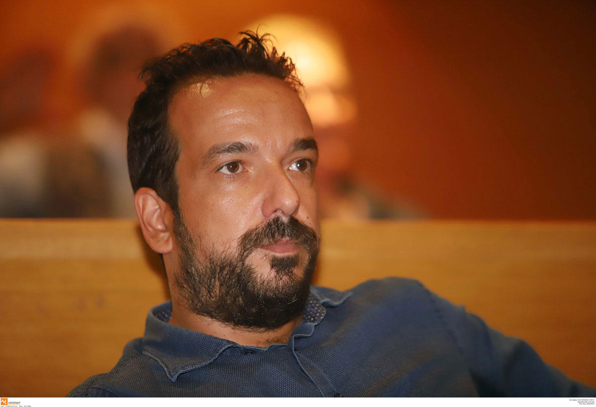 Πέτρο κοίτα γύρω σου